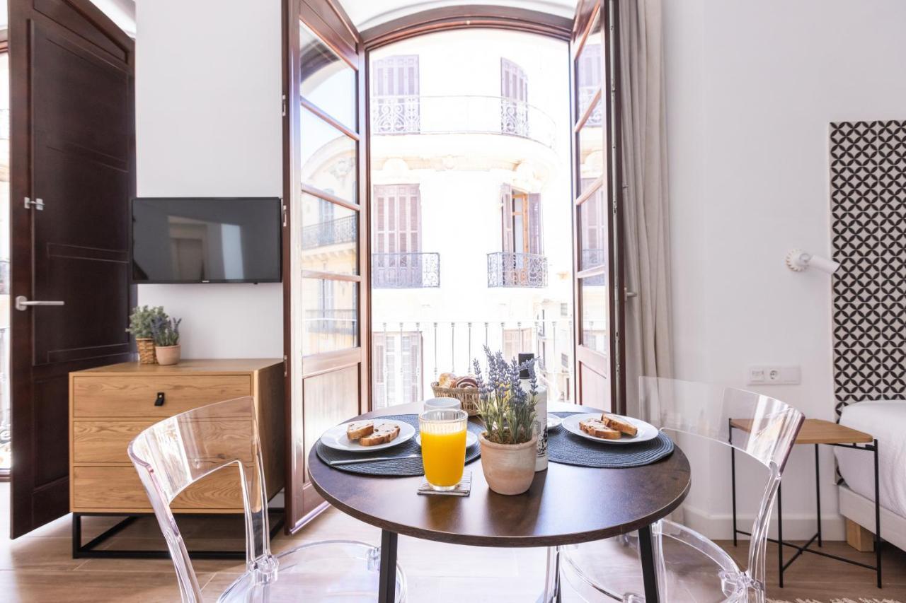 Apartamento-Loft Especeria Black Malaga Luaran gambar