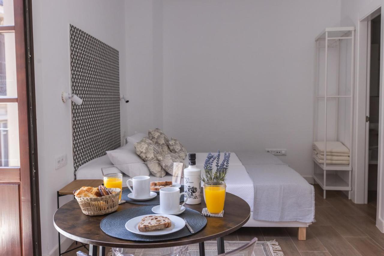 Apartamento-Loft Especeria Black Malaga Luaran gambar