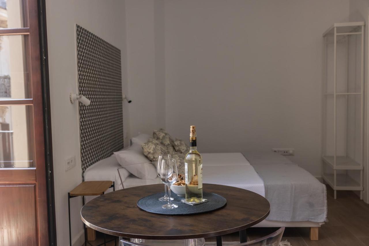 Apartamento-Loft Especeria Black Malaga Luaran gambar