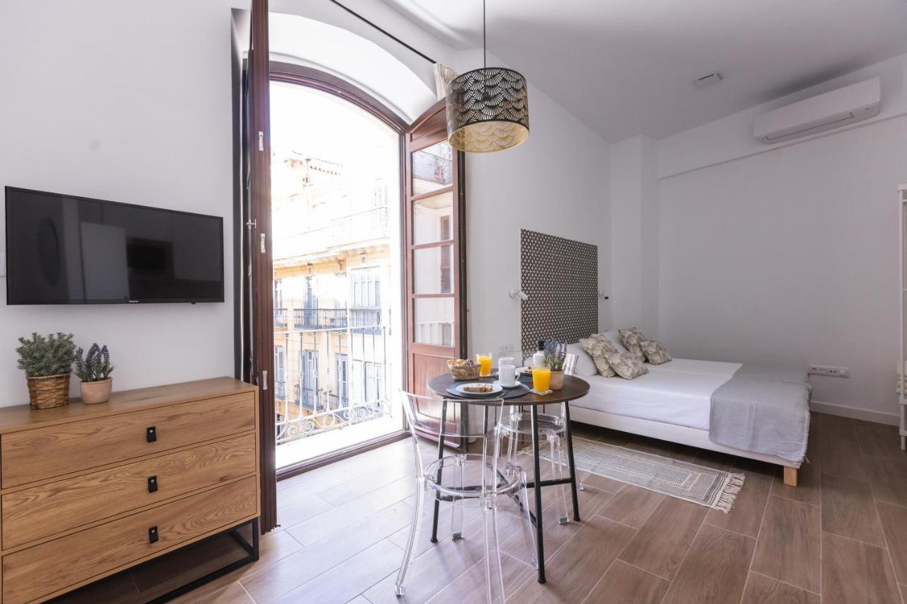 Apartamento-Loft Especeria Black Malaga Luaran gambar
