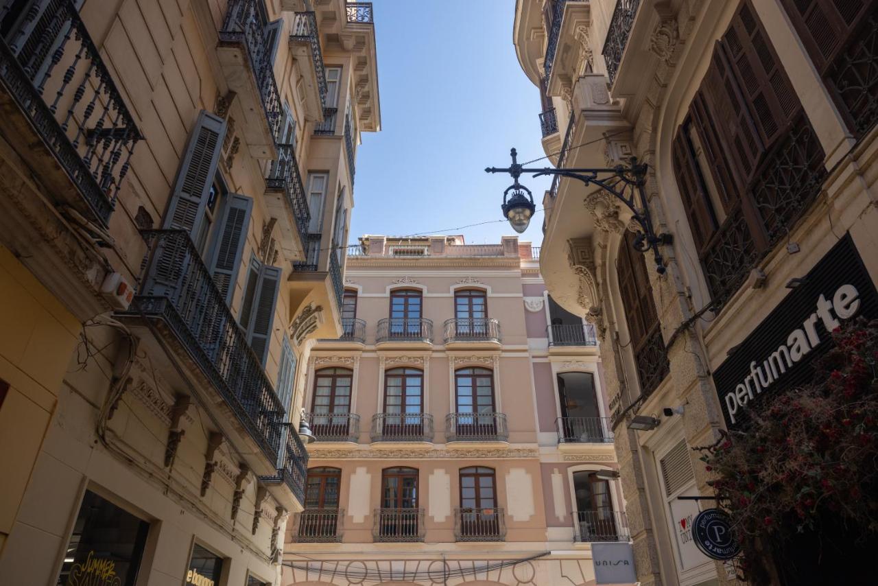 Apartamento-Loft Especeria Black Malaga Luaran gambar